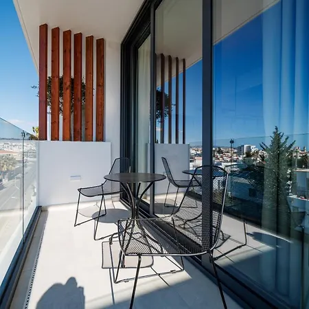 Regency Suites Ξενοδοχείο 5*