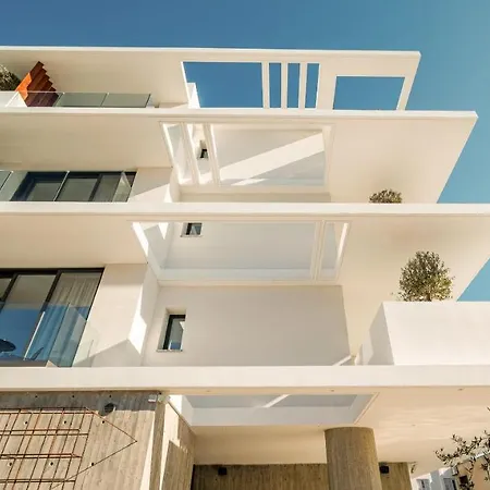Regency Suites Ξενοδοχείο