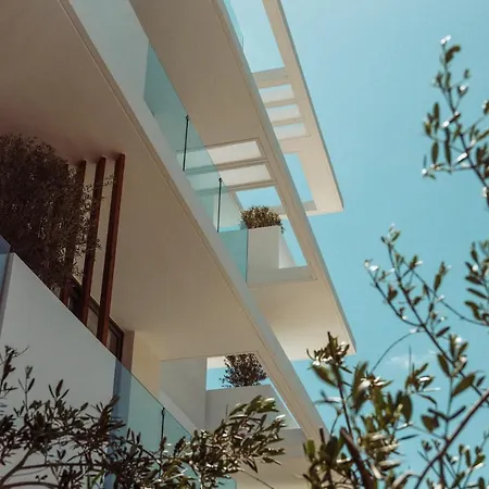 Ξενοδοχείο Regency Suites