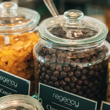 Отель Regency Boutique 5*